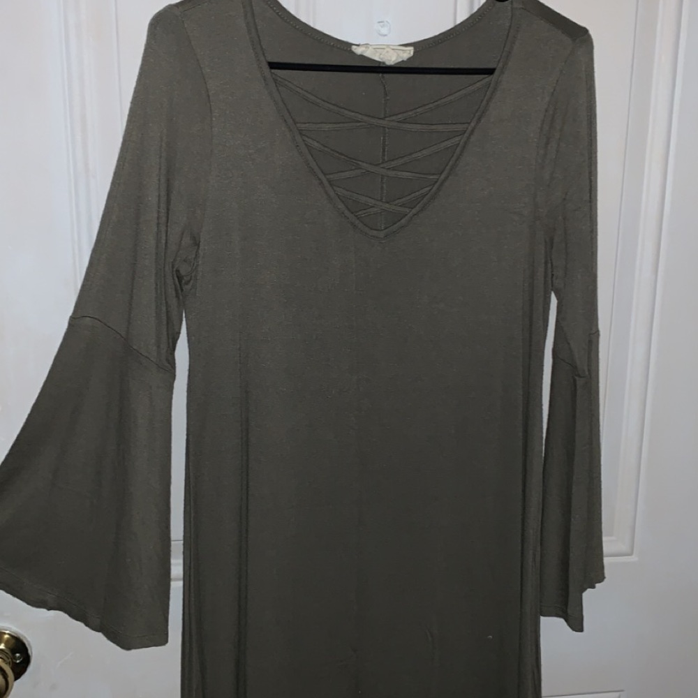 Medium mid thigh army green dress